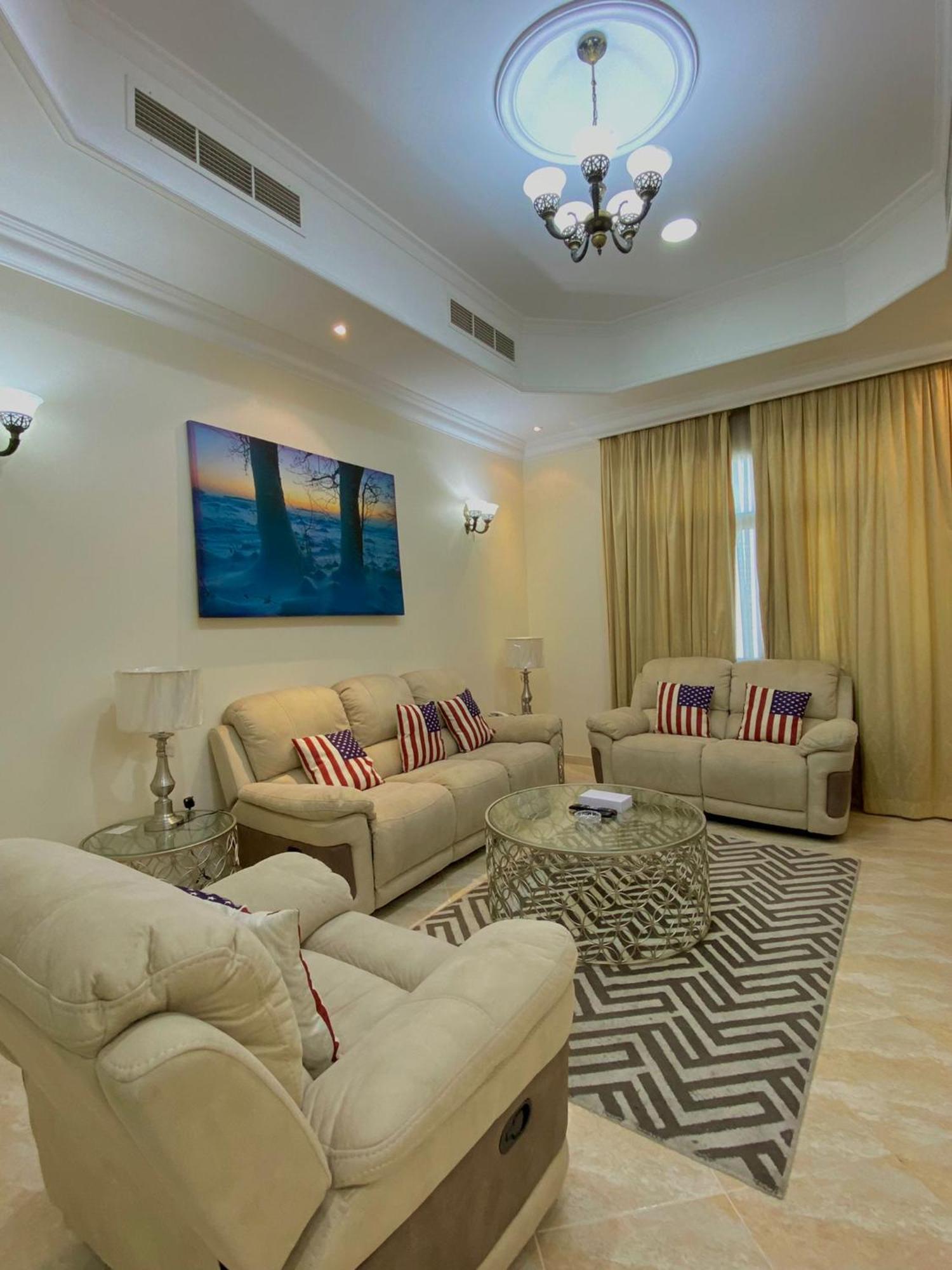 Al Misrea Tower Apartment Manama Exterior foto