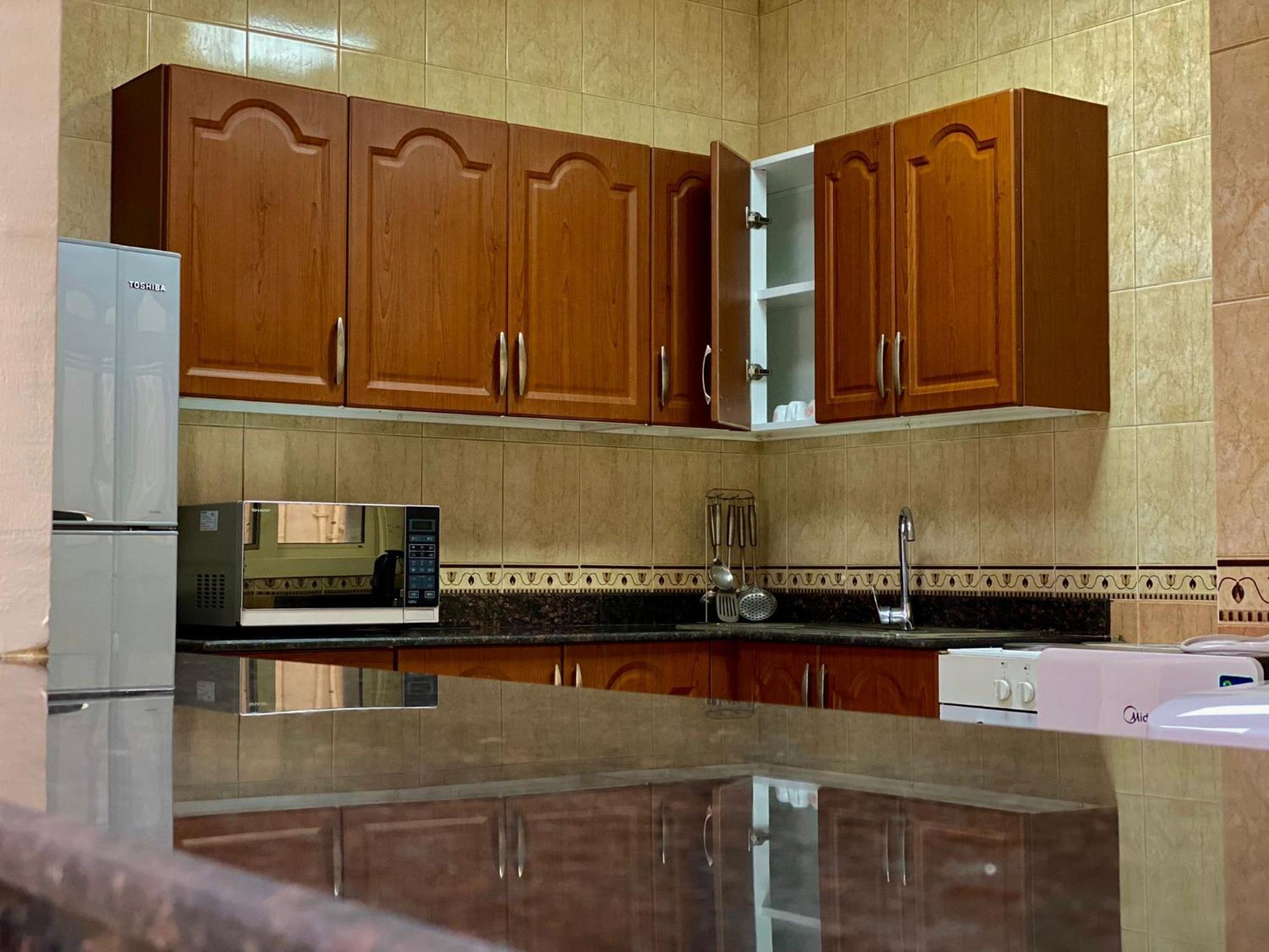 Al Misrea Tower Apartment Manama Exterior foto